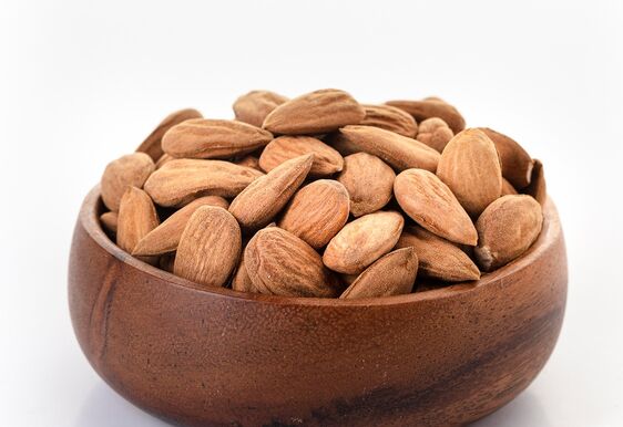 مغز بادام سنگی 